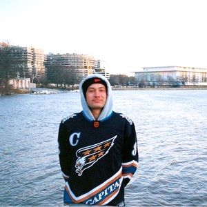 Meet your Posher, Cj